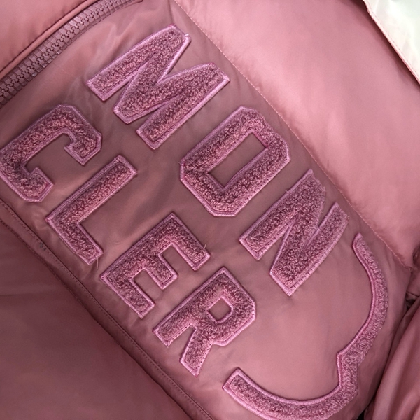 ハイクオリティダウンジャケット内部構造